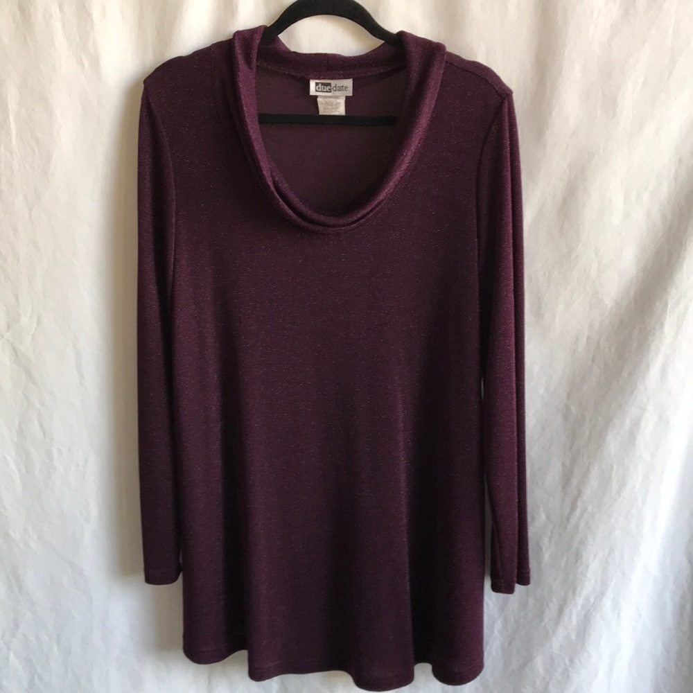 Due Date maroon long sleeve tunic with embedded silver metallic thread, size L